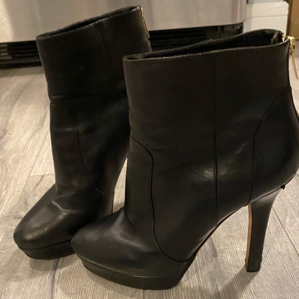 Jimmy Choo Black Leather Heeled Boots